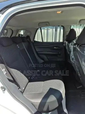 Toyota Raize Hybrid 2025