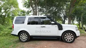 Land Rover Discovery 2013