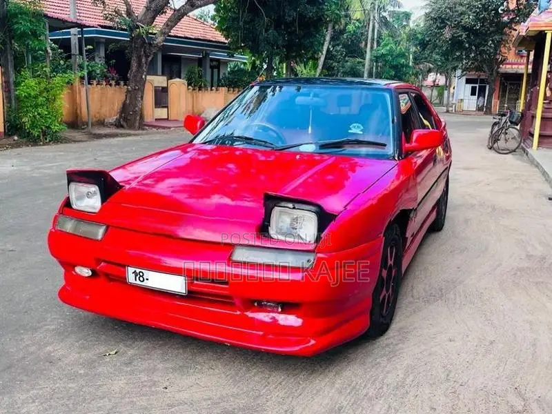 Mazda Astina 1999