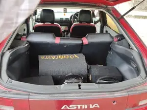 Mazda Astina 1999