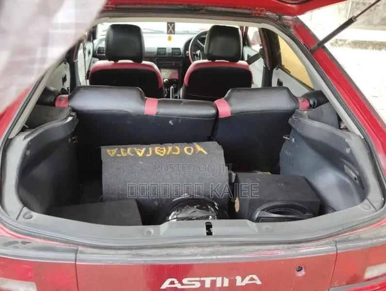 Mazda Astina 1999