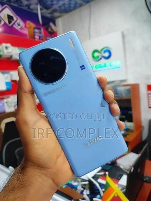 Vivo X90 (Used)