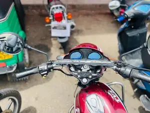 TVS Centra 2005