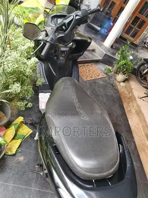 Suzuki Burgman 2019