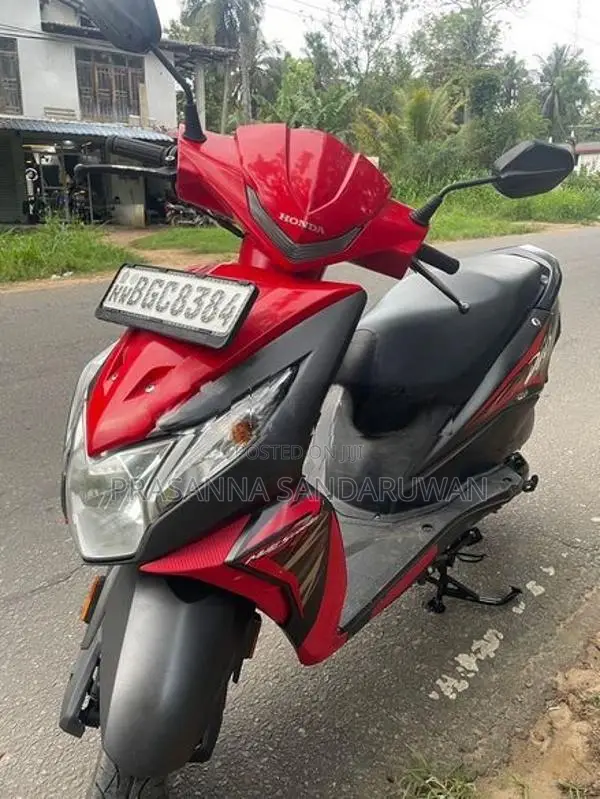 Honda Dio 2018