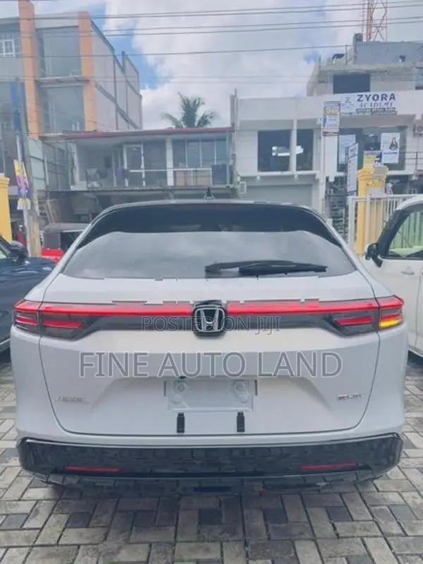Honda Vezel Z Play Premium 2026