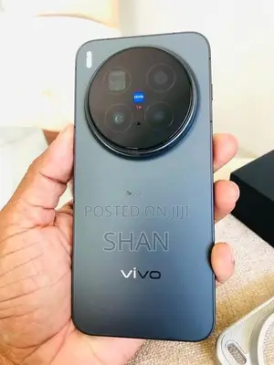Vivo X300 Pro 12GB 256GB (Used)