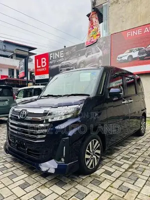 Toyota Roomy Custom G 2024