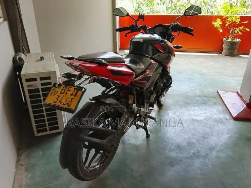 Bajaj Pulsar 150 Ns 2016