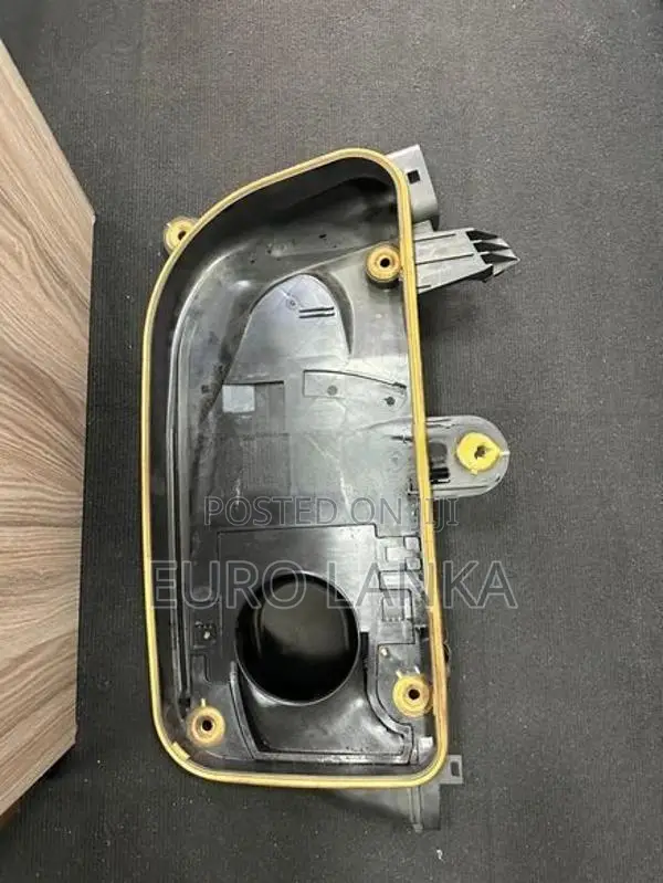 Bmw 520d F10 Air Filter Tray