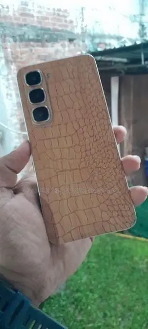 Infinix Hot 60i 6GB 128GB (Used)