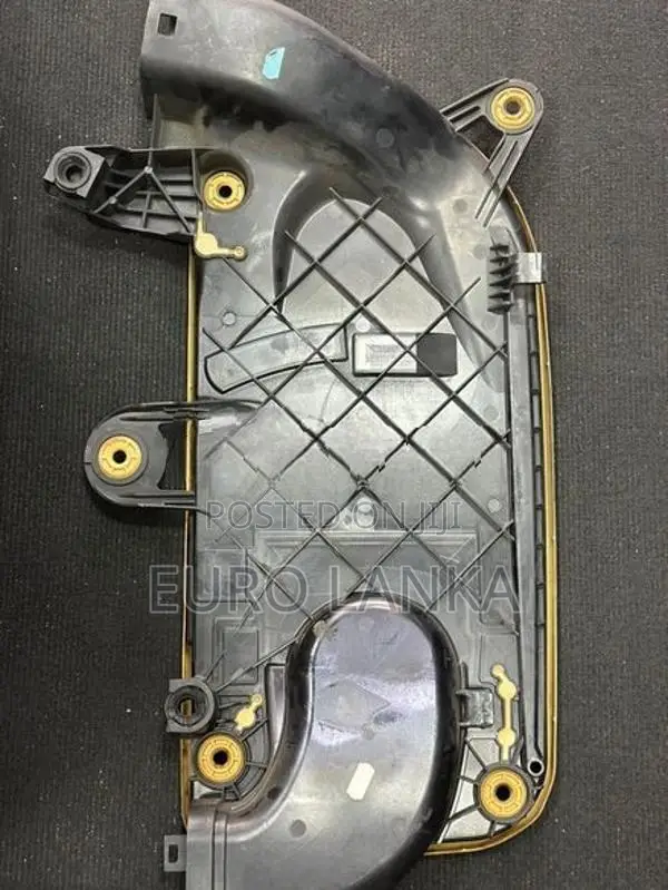 Bmw 520d F10 Air Filter Tray
