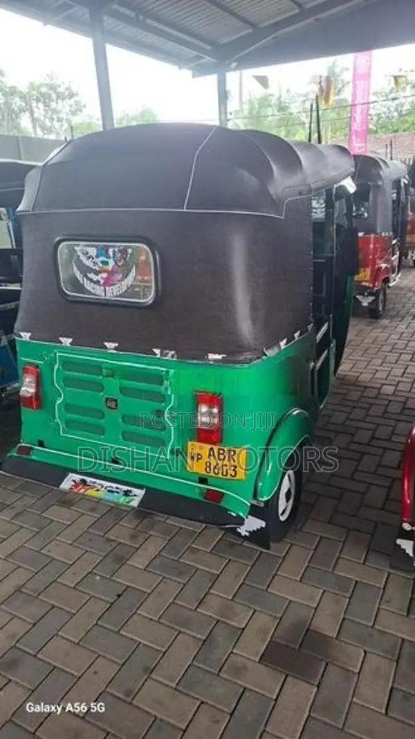 Bajaj RE 4 Stroke 2018