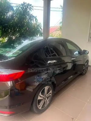 Honda Grace 2014