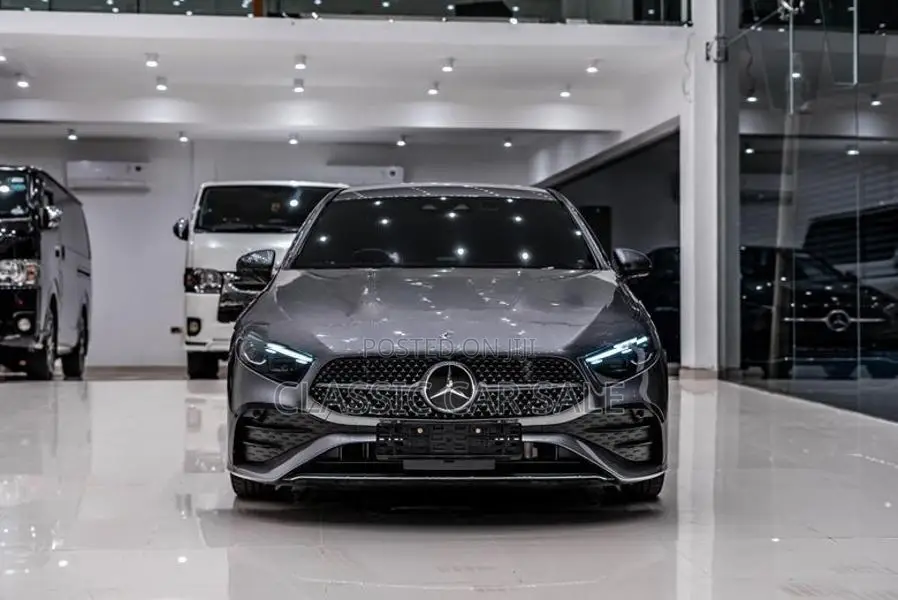 Mercedes Benz A180 AMG Line 2022