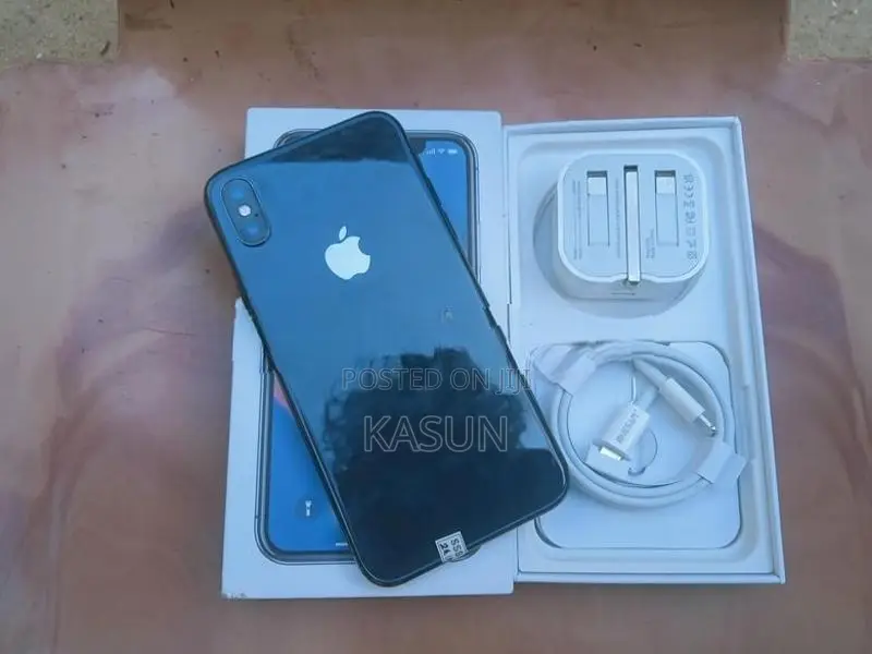 Apple iPhone X (Used)