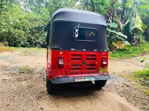 Bajaj RE 2014