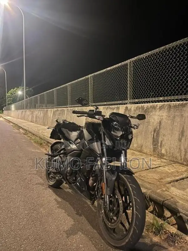 Bajaj Pulsar N160 2025