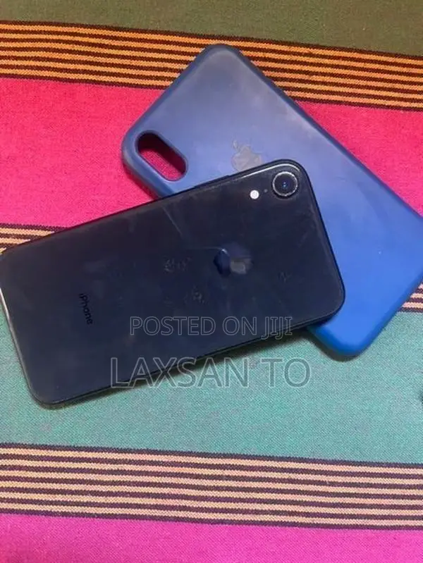Apple iPhone XR (Used)