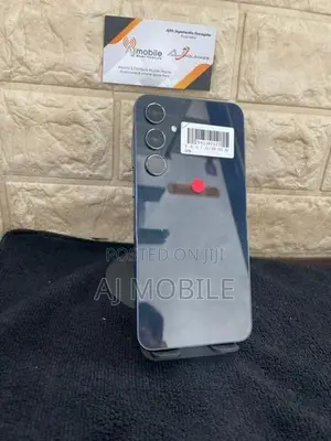 Samsung Galaxy A55 8GB / 128GB (Used)