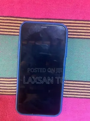Apple iPhone XR (Used)
