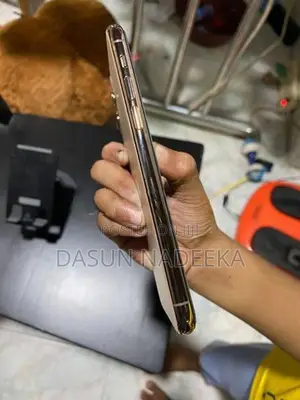 Apple iPhone 11 Pro 256gb (Used)