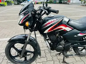 TVS Metro 2015