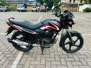 TVS Metro 2015
