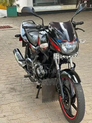 Bajaj Pulsar 150 pulsr 2016