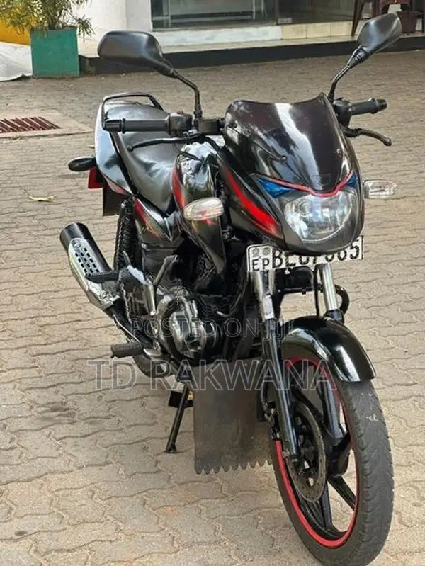 Bajaj Pulsar 150 pulsr 2016