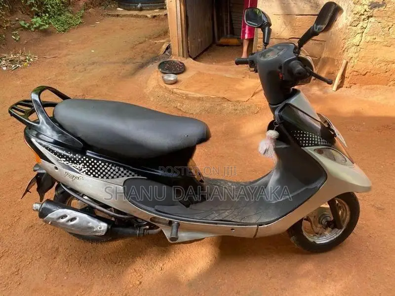 TVS Scooty Pept 2010