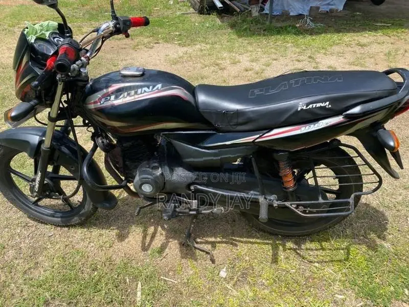 Bajaj Platina 100 2016