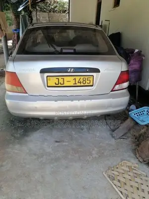 Hyundai Accent 2001