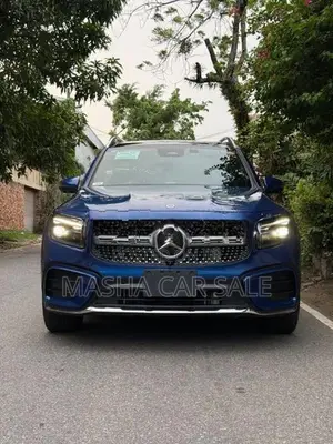 Mercedes Benz GLB 180 AMG Premium Plus 2024