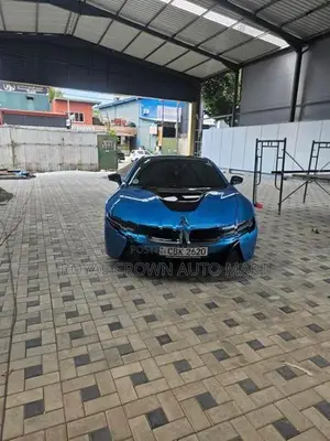 BMW i8 2019