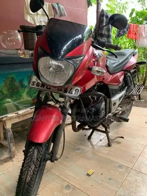 Bajaj Pulsar 150 2011