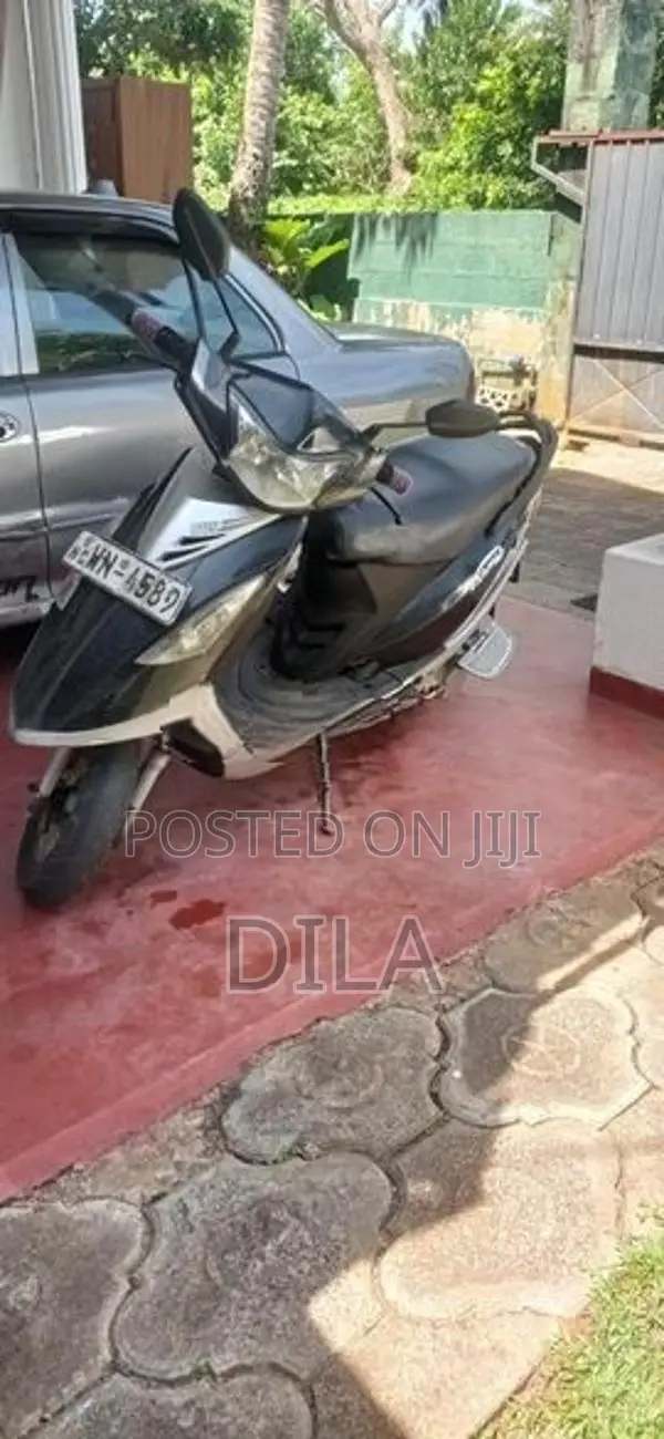 TVS Streak 2012