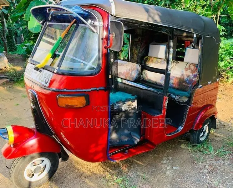 Bajaj RE 2006