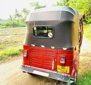 Bajaj RE 2006