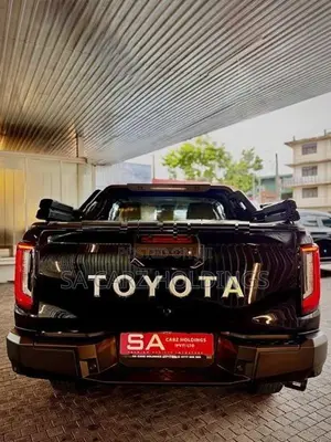 Toyota Hilux Travo Overland Plus 2026