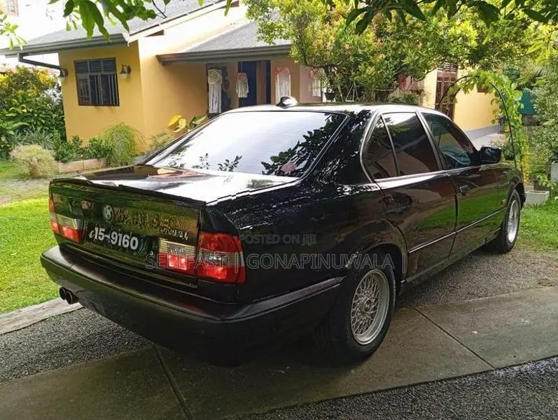 BMW 520i 1988