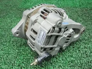 Nissan Sunny FB15 Alternator