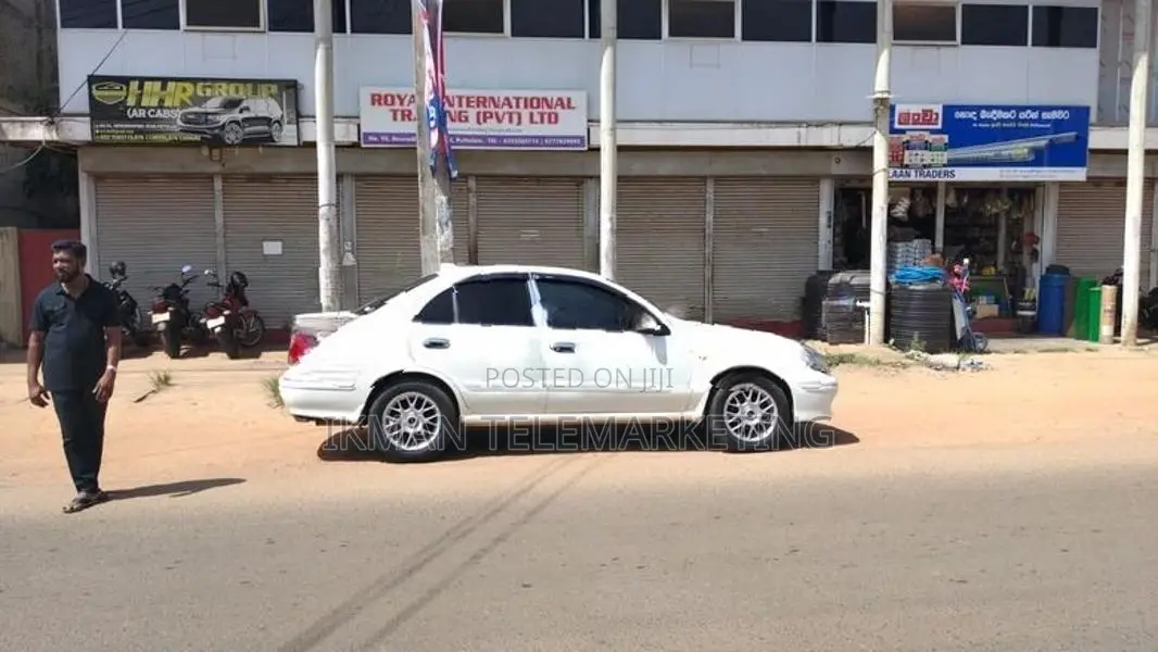 Nissan Sunny 1999