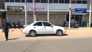 Nissan Sunny 1999