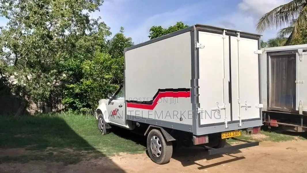 Tata Xenon 2015