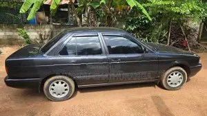 Nissan FB13 super salon 1991