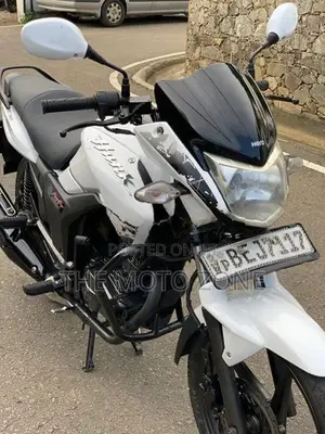 Hero Hunk 150 CC Double Disc 2016