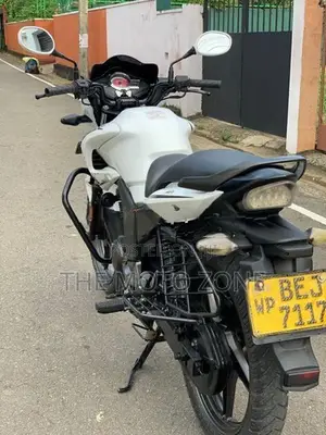 Hero Hunk 150 CC Double Disc 2016
