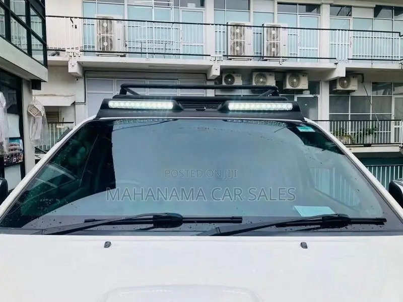 Toyota Hilux 4x4 2012