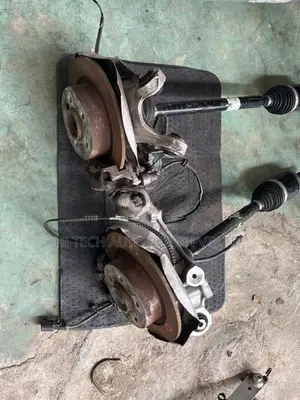 BMW i3 Rear Suspension With Axel